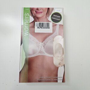 228. Warner's firm support underwire bra. NWT